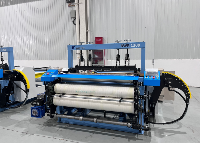 CNC Controlled Automatic Wire Mesh Weaving Machine with 1600mm Weaving ...
