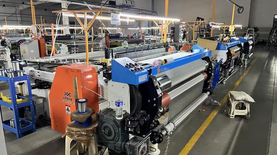 Máquina de tejido de malla de alambre metálico Eficiencia automática de trabajo ligero BWR1600B