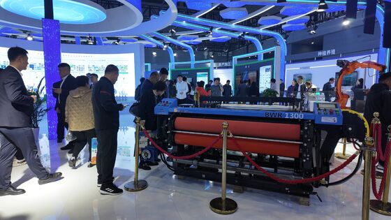 Máquina de tejido de malla de alambre automática de servicio ligero Eficiencia óptima 1300B